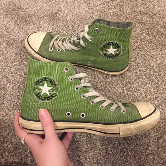 green vintage converse